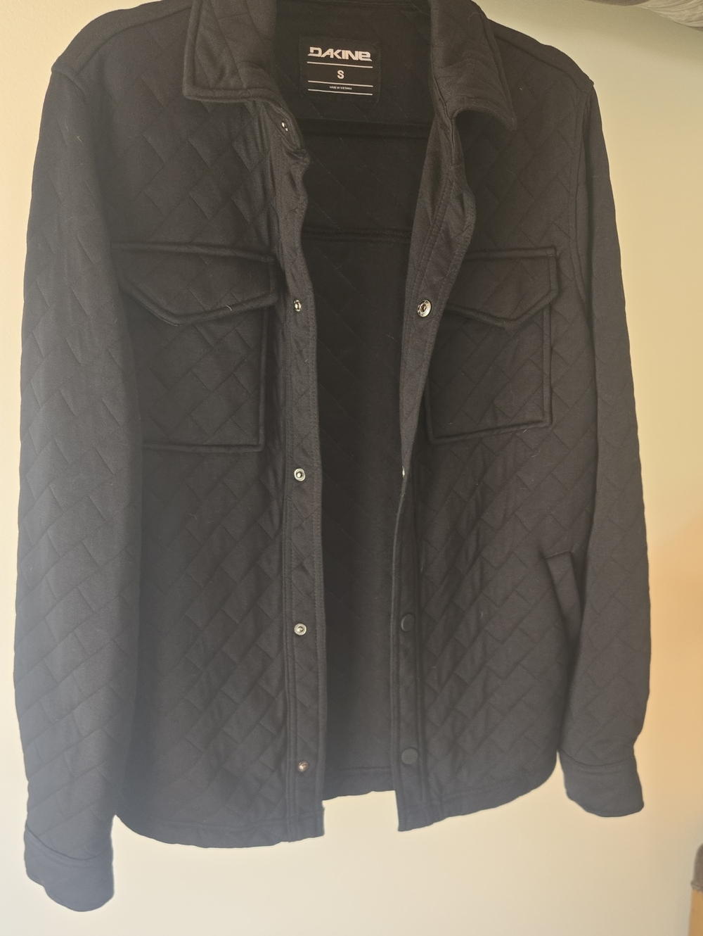 Dakine Black Quilted Lightweight Shirt Jacket